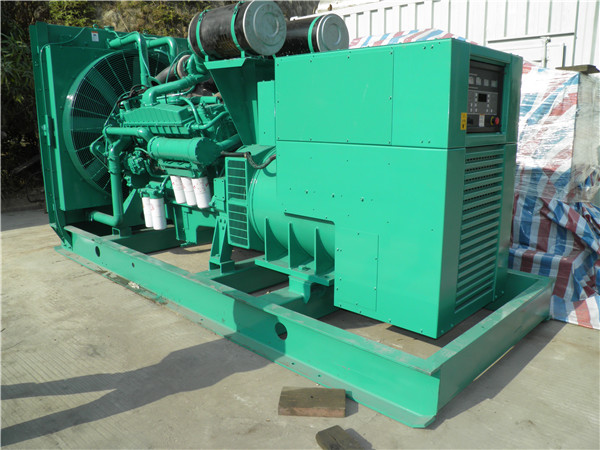 观山湖发电车出租-柴油发电机组在使用的过程中应该做好哪些防护工作