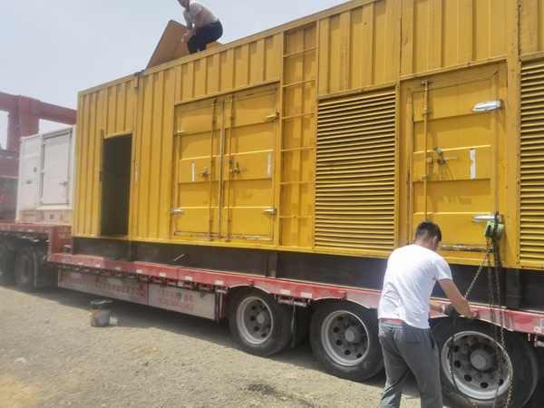 观山湖发电机出租100KW发电机需要什么规格的电缆线？