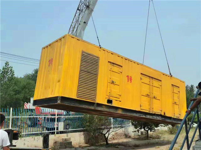 观山湖300KW柴油发电机组油耗是多少？