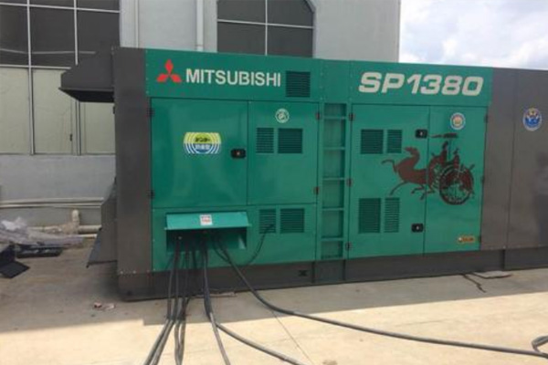 观山湖为什么有些柴油发电机组的输出电压可以调节？