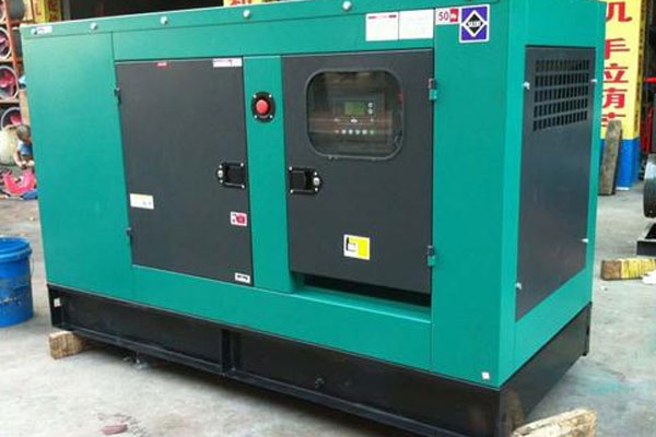 观山湖如何检查机油的使用时间？